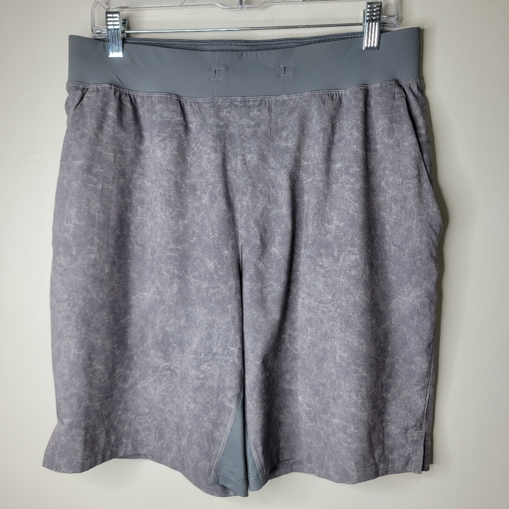 Lululemon T.H.E Short 9" Linerless